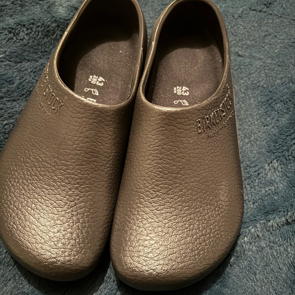 Birkenstock Unisex Black Clogs